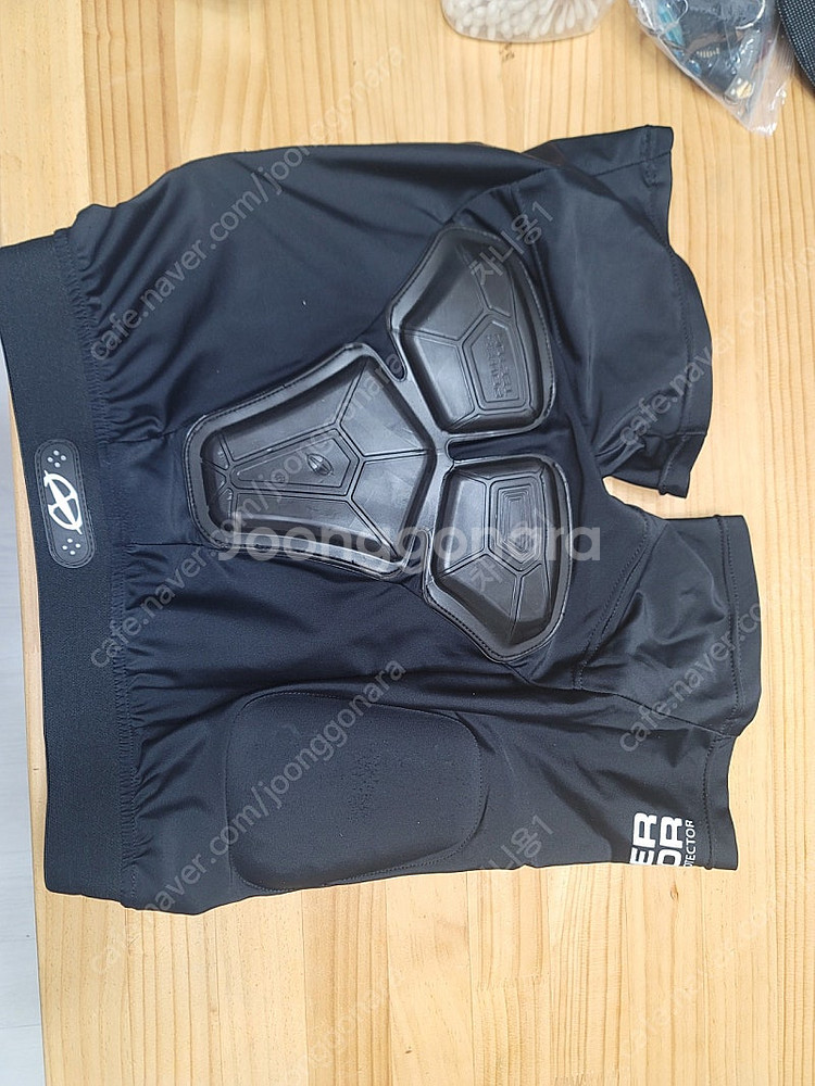 파워텍터 엉덩이보호대 XL--1