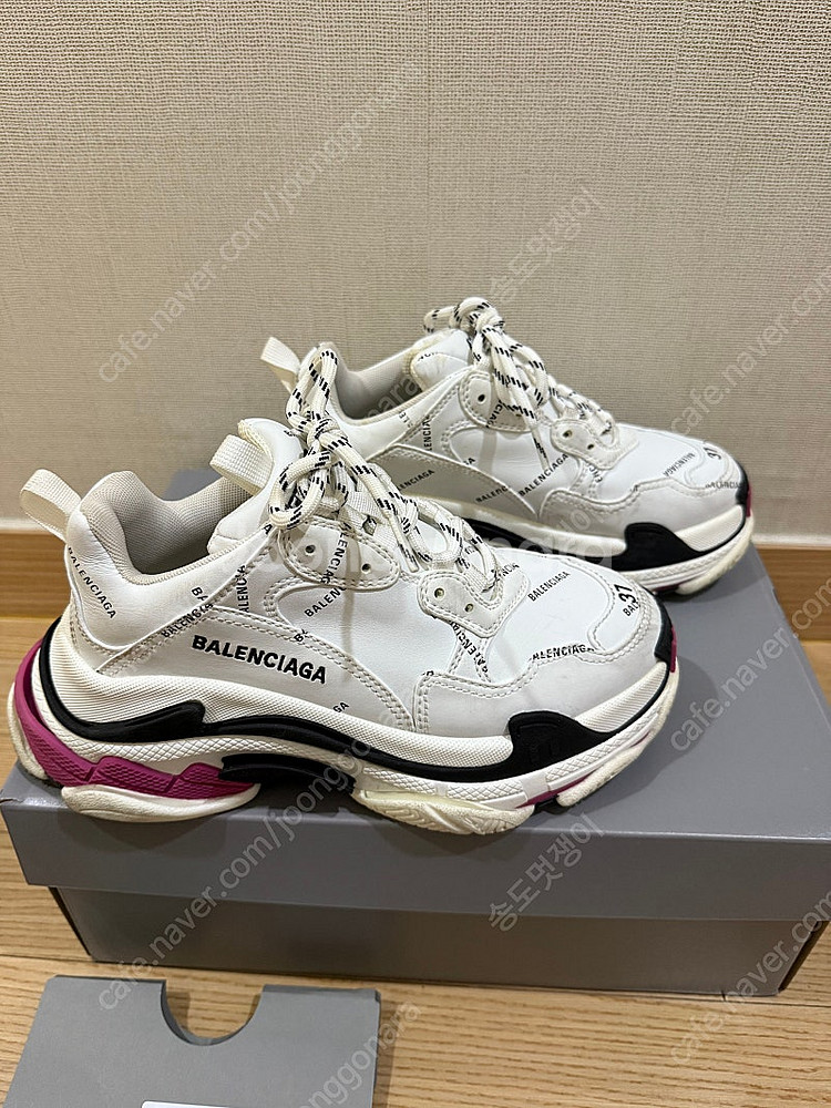 발렌시아가 트리플에스 37 화이트--3