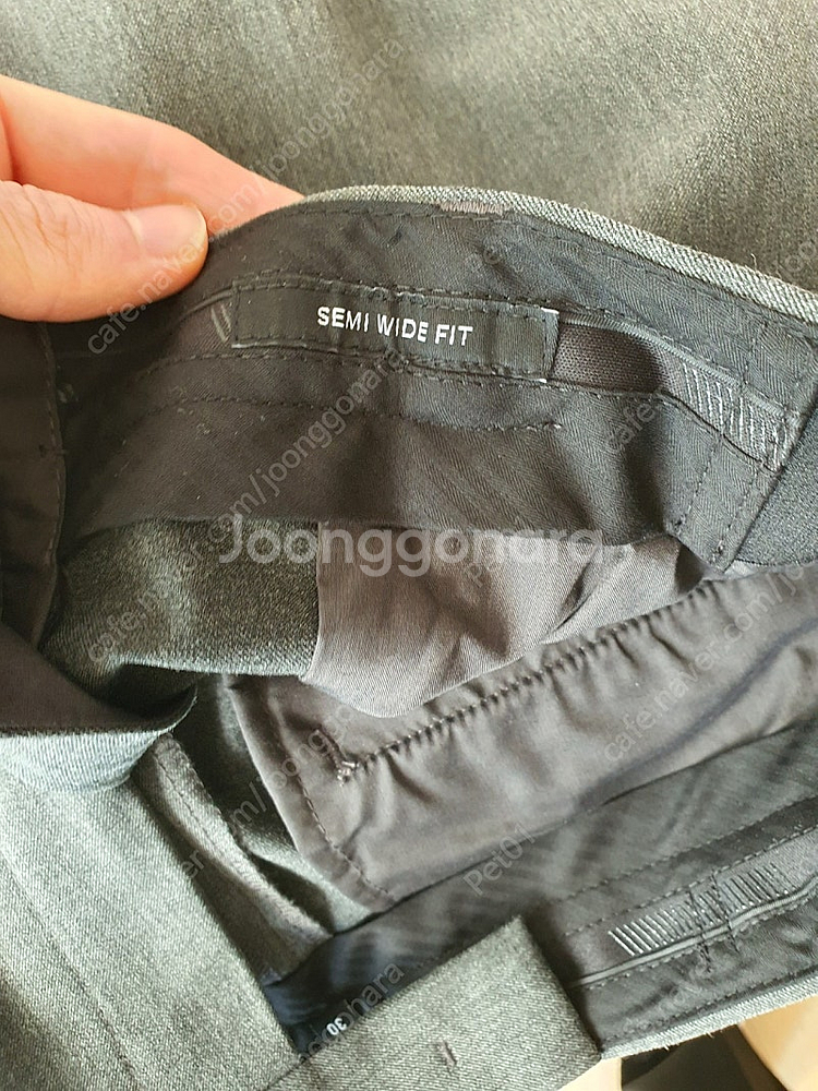무탠다드 세미 와이드 히든 밴딩 슬랙스 미디엄 그레이 ...--2