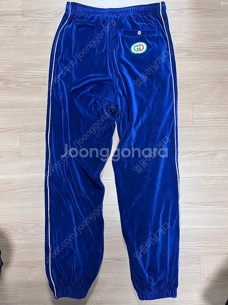 구찌 19fw 오버사이즈 벨벳 조거 트랙팬츠 블루 S사...--2