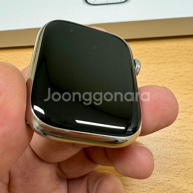 애플워치 7 스테인리스 실버 44mm, 화면 스크래치로...--1