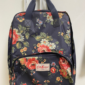 Cath Kidston 꽃무늬 백팩