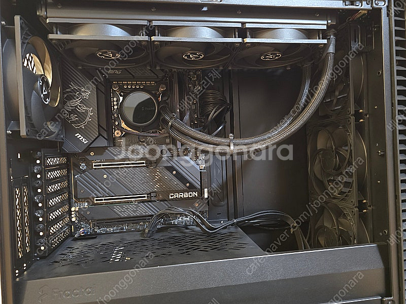 i7-13700K, Z690 카본, 프렉탈디자인 디파인...--7