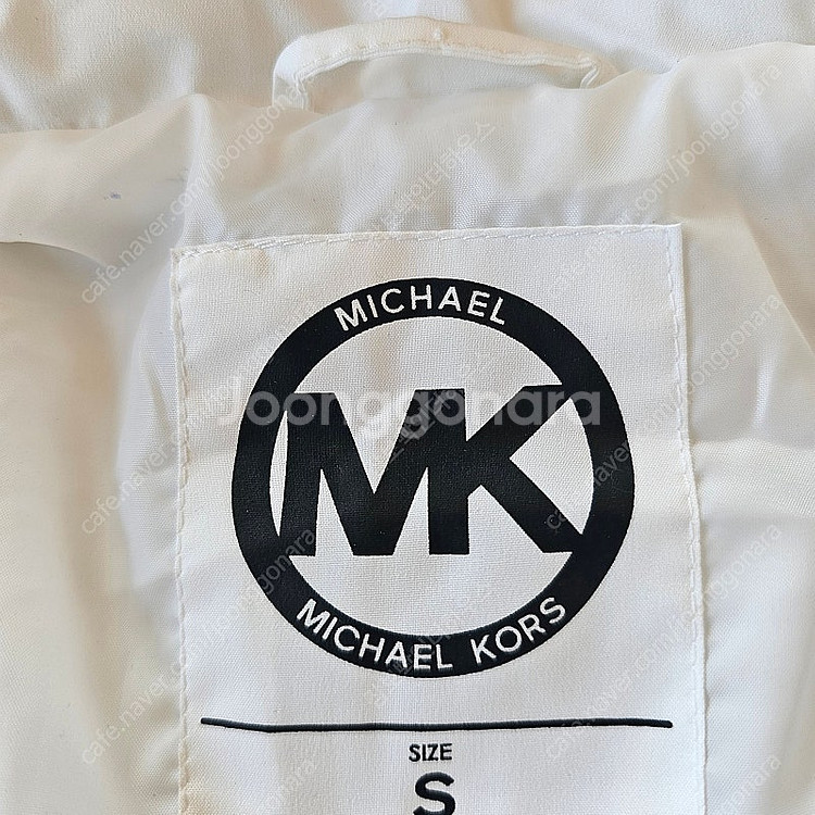 이사정리 폭탄세일 마이클코어스 롱패딩 S사이즈--3