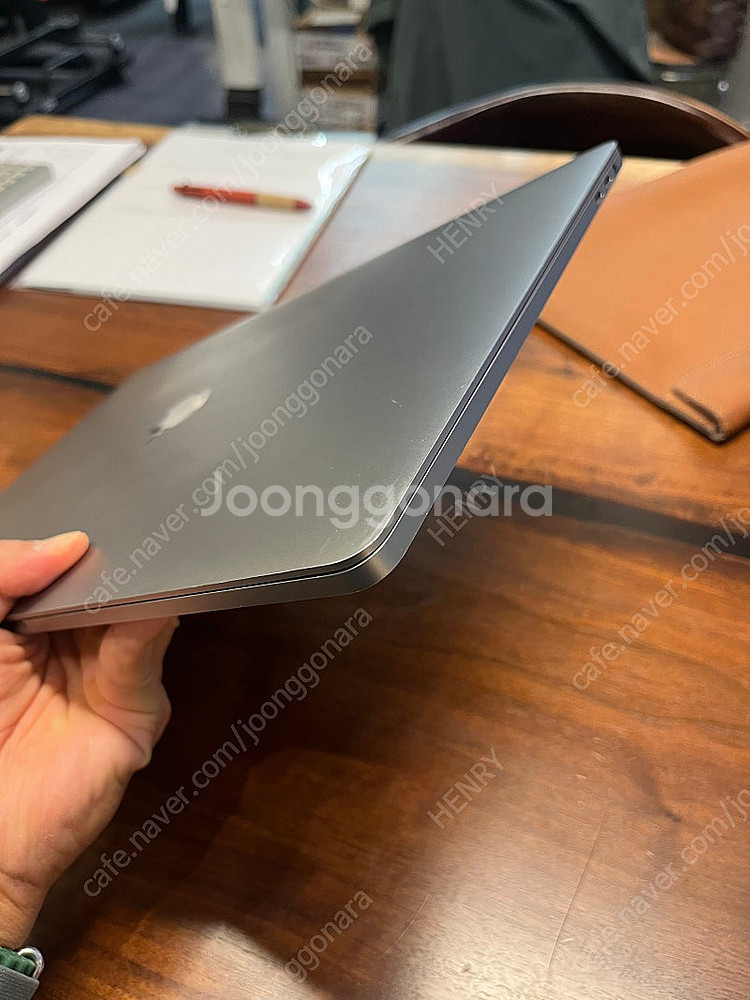 맥북프로 16인치 터치바 i9 / 32GB / 2TB ...--2