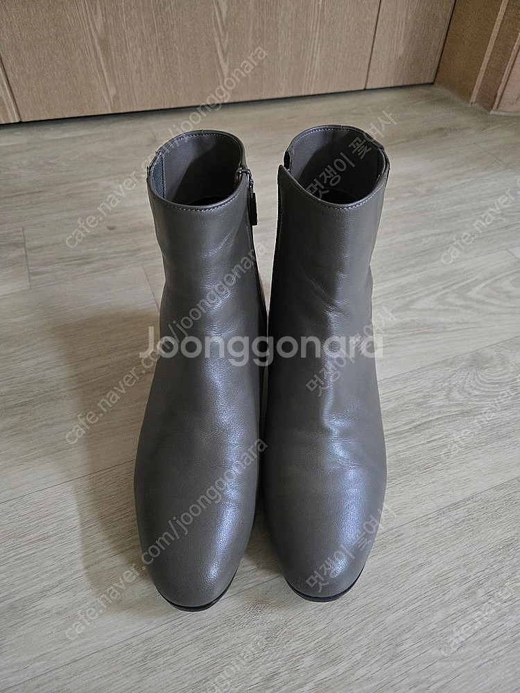 닥스 앵클 부츠 판매합니다--0