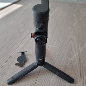 DJI 오즈모 모바일6 짐벌 판매 합니다