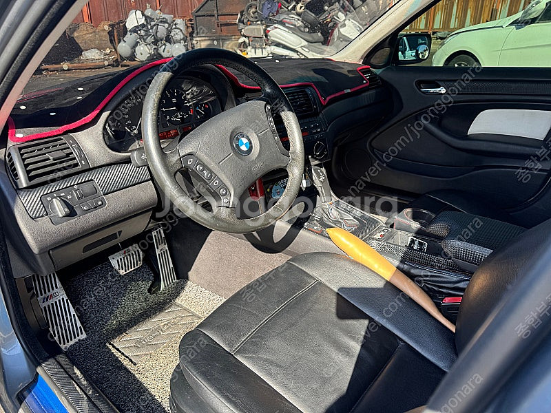 BMW E46 후기형 318i 부품차 각개합니다 앞범퍼...--2