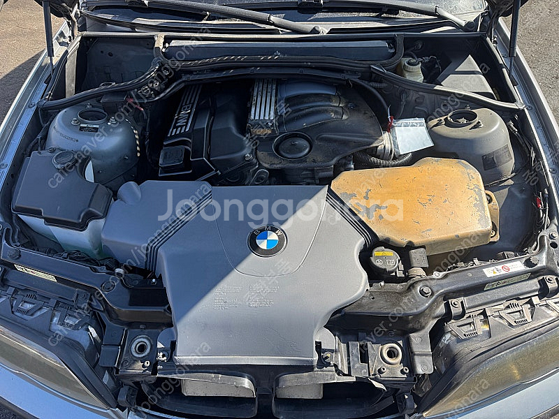 BMW E46 후기형 318i 부품차 각개합니다 앞범퍼...--5