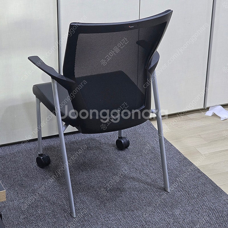 퍼시스 아이블 서울대의자 가죽--0