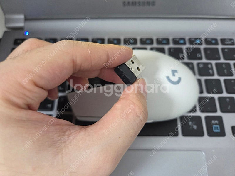 로지텍 G304 팝니다.(케이스포함)--3