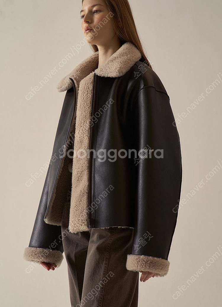 파사드패턴 램스울 리버시블 무스탕 크림 브라운--0