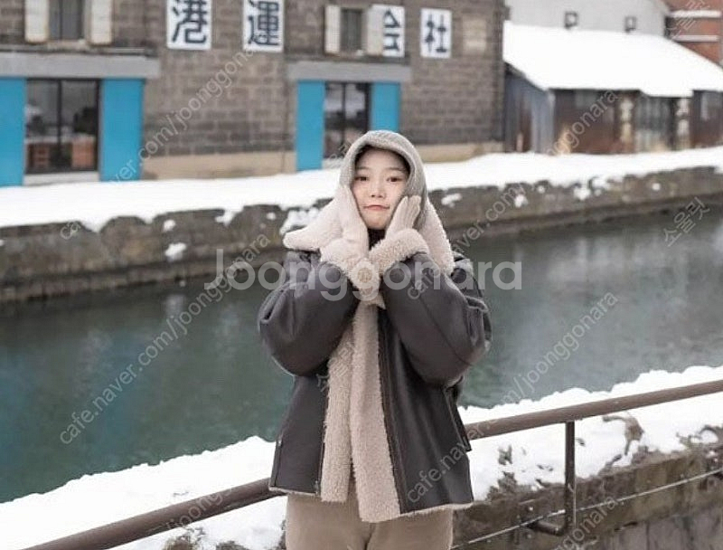 파사드패턴 램스울 리버시블 무스탕 크림 브라운--3