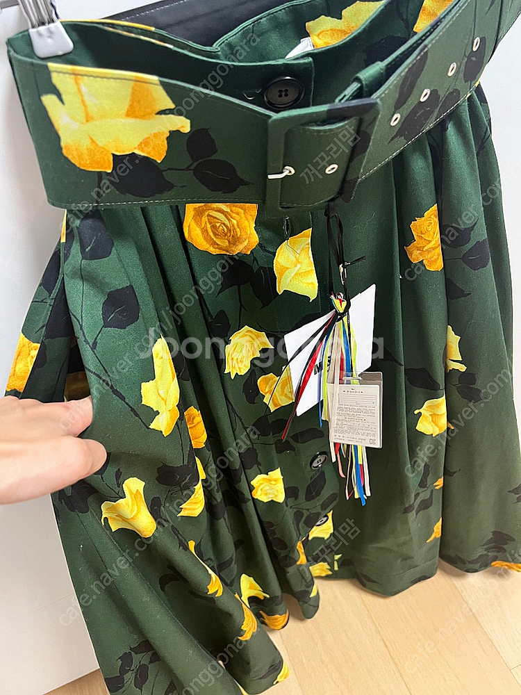 msgm 플라워 벨트 스커트 택달린 새상품!! 38사이...--3