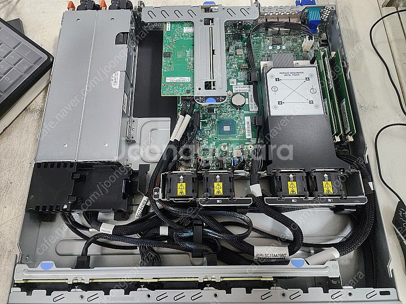 LENOVO SR250 2.5 6베이 (MT-M 7Y5...--4