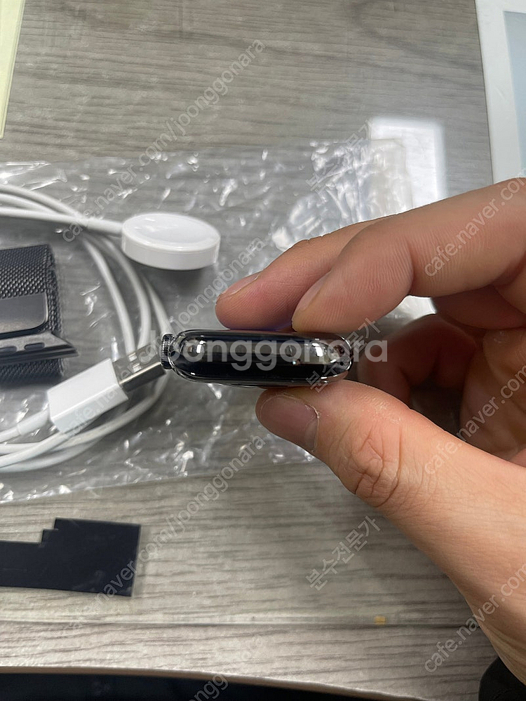 애플워치7 셀룰러+GPS 45mm 그라파이트 색상 판매--5