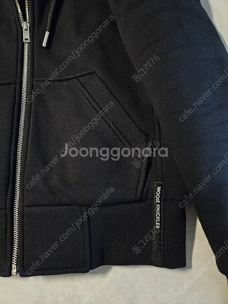 무스너클 여성 클래식 버니스웨터--2