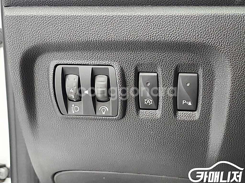 [르노코리아(삼성)]QM3 디젤 1.5 RE 시그니처 에투왈 화이트 2017 년 중고차☆전액할부☆중고리스☆첫차☆--6