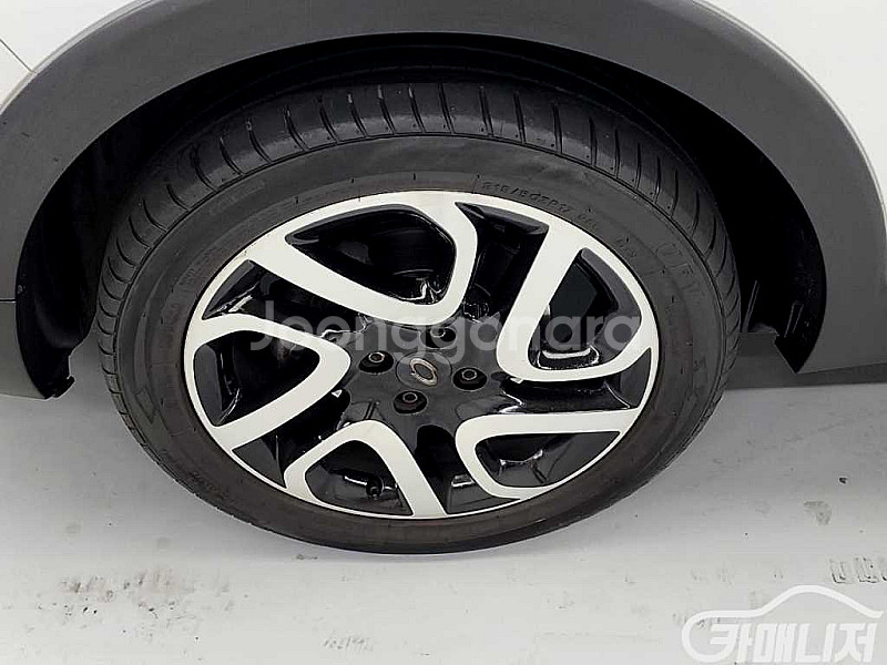 [르노코리아(삼성)]QM3 디젤 1.5 RE 시그니처 에투왈 화이트 2017 년 중고차☆전액할부☆중고리스☆첫차☆--8