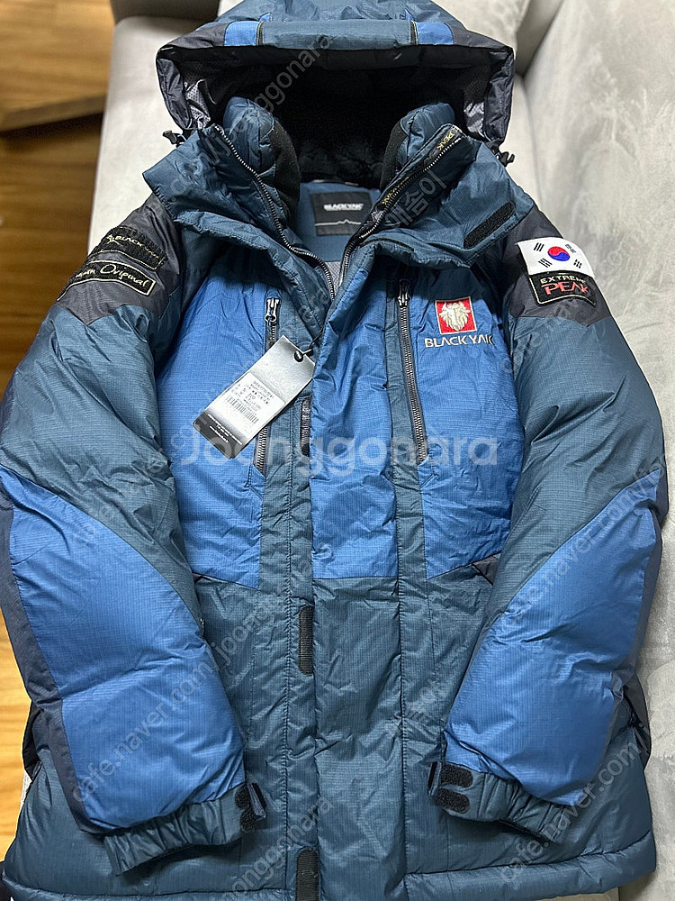 블랙야크 B5XP7대장급 패딩 100--0
