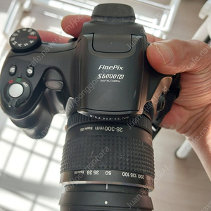 후지필름 FinePix S6000fd 디지털 카메라