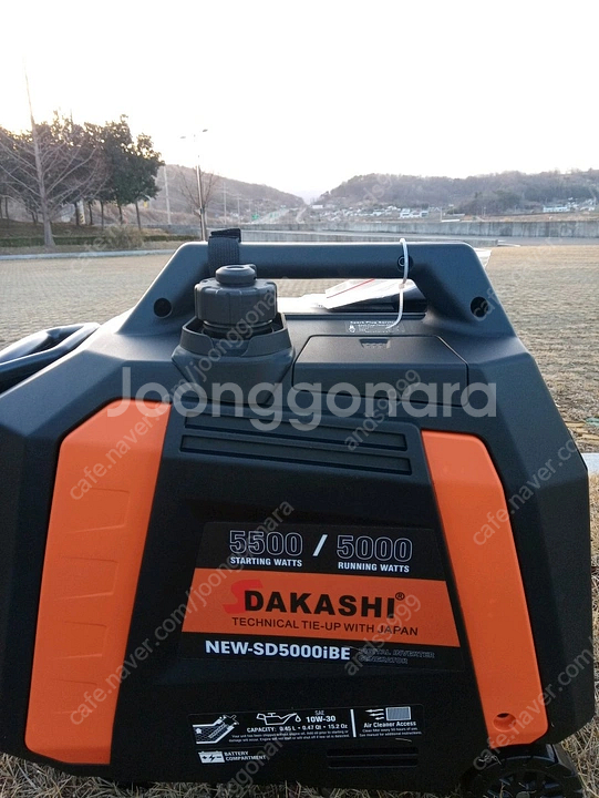 저소음다까시5키로인버터발전기--0