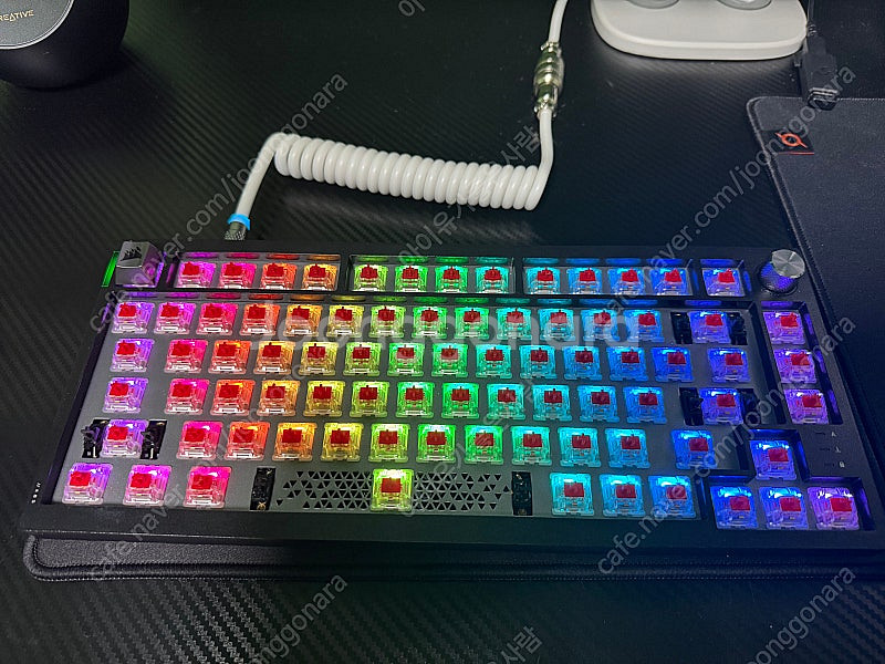 CORSAIR K65 RGB PLUS 유무선 게이밍 기...--2