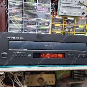 TASCAM.CD355 5시디 플레이어