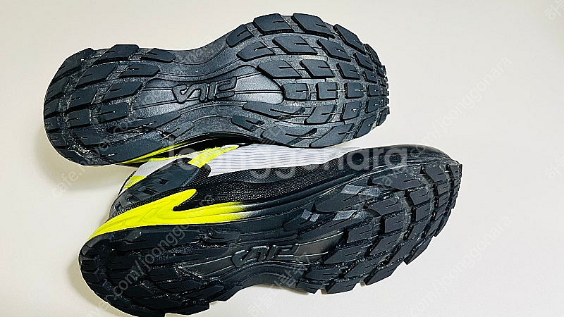필라 휠라 FILA 키즈 런닝화 운동화 230사이즈--2