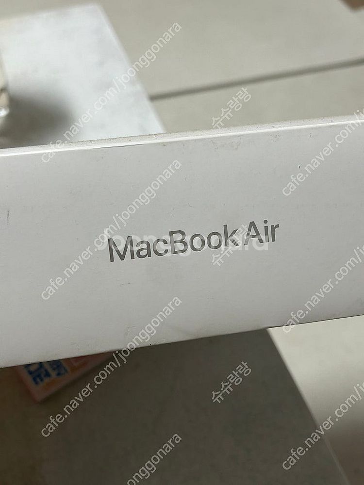 맥북에어 M1 A2337 13인치 8GB, 256 실버...--9