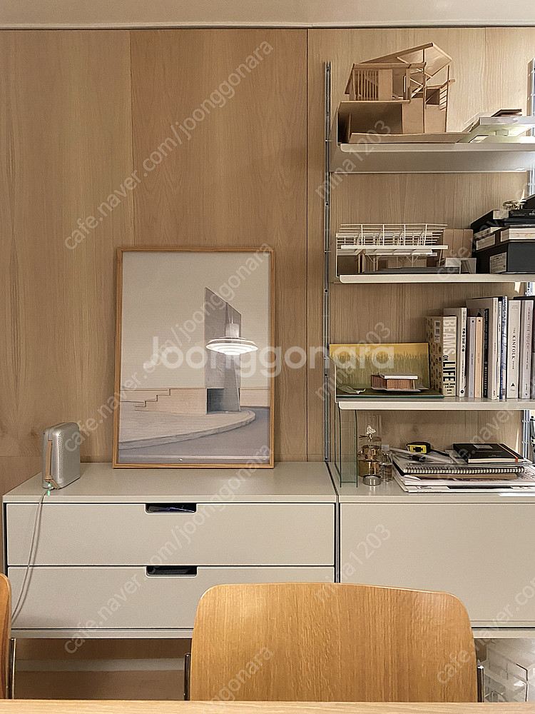 비초에 vitsoe 606 화이트 선반 - 케비넷만 판...--4