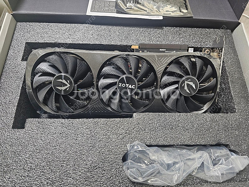 ZOTAC 4080S TRINITY BLACK EDIT...--1