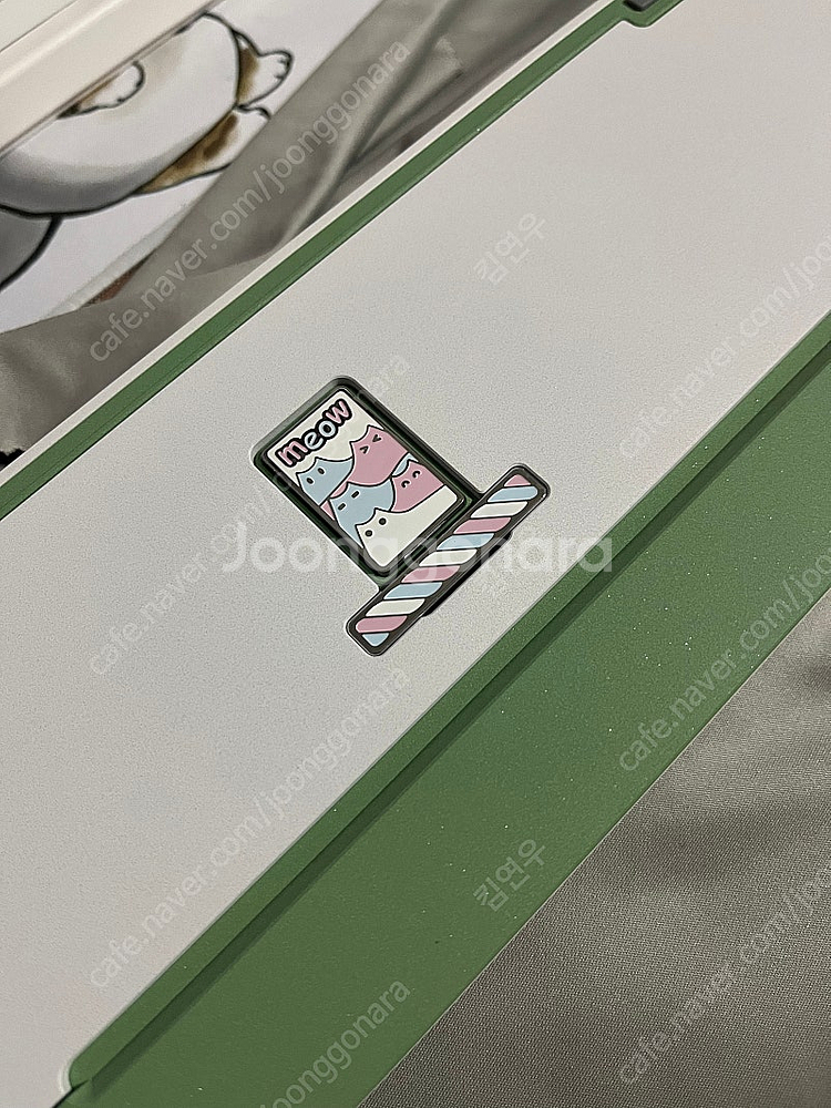 QK65V2 화이트 아보카도 유무선 커스텀 키보드--3