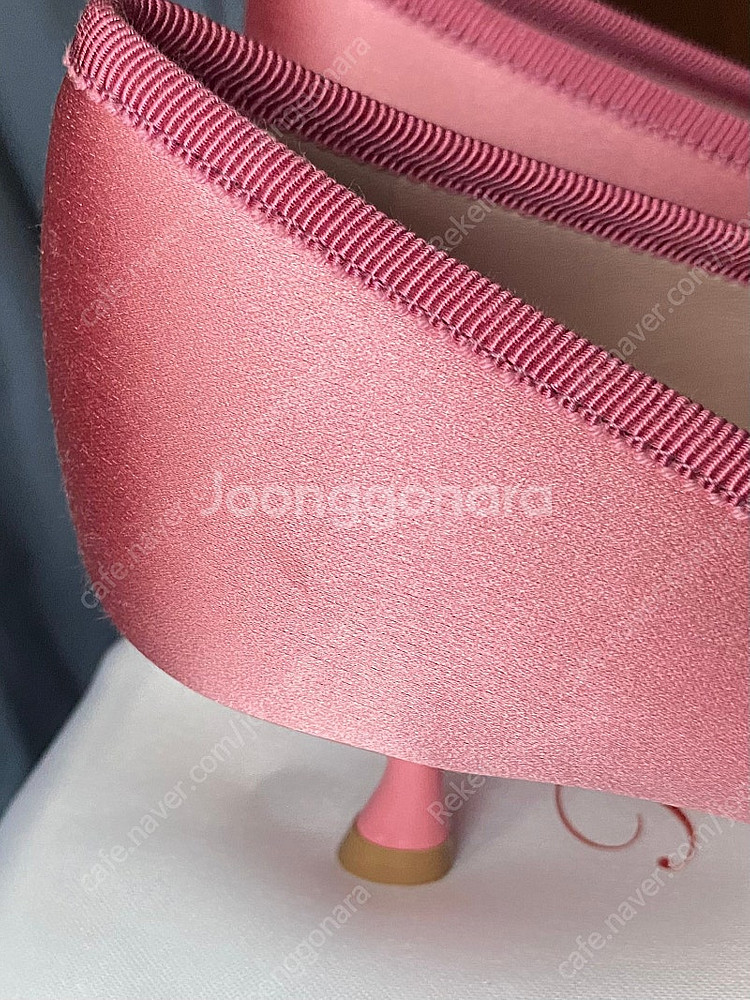 로저비비에 broche 펌프스--7