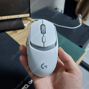 로지텍 g309 화이트 팝니다