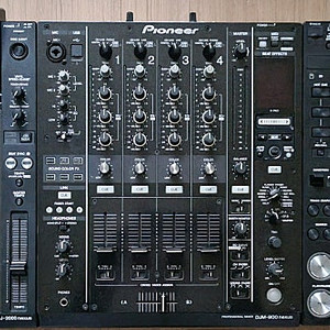 민트급 파이오니아 dj cdj2000nxs x 2 , djm900nxs 판매 합니다.