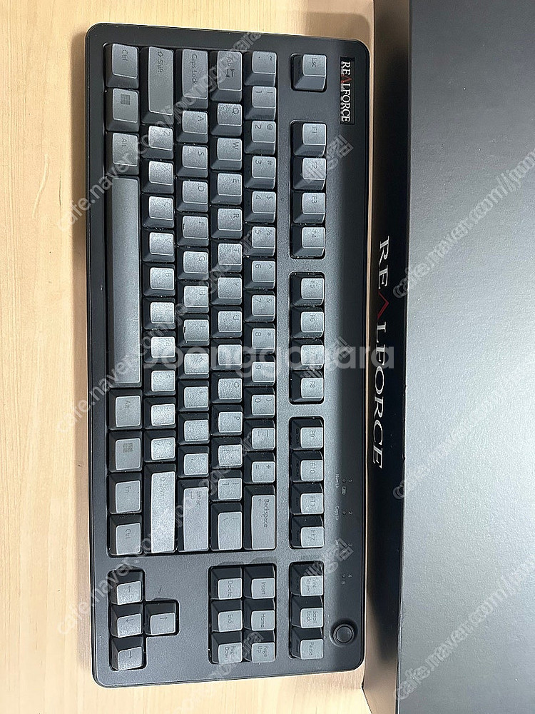 리얼포스r3.블랙 45g 텐키리스 판매합니다--1