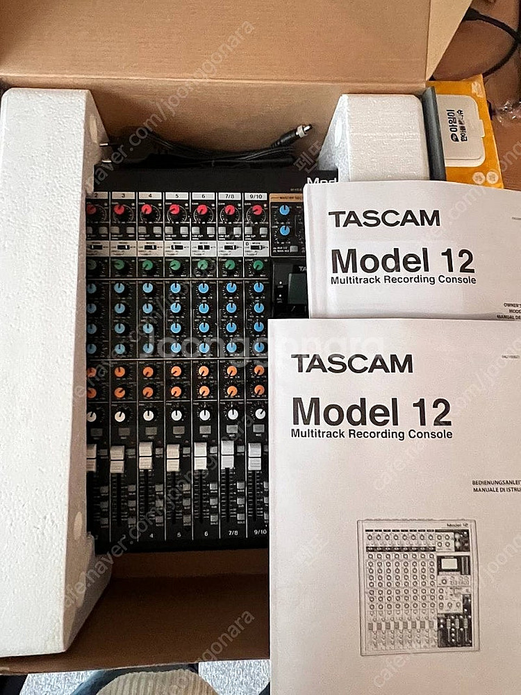민트급 TASCAM Model 12 오디오믹서 판매 합...--1