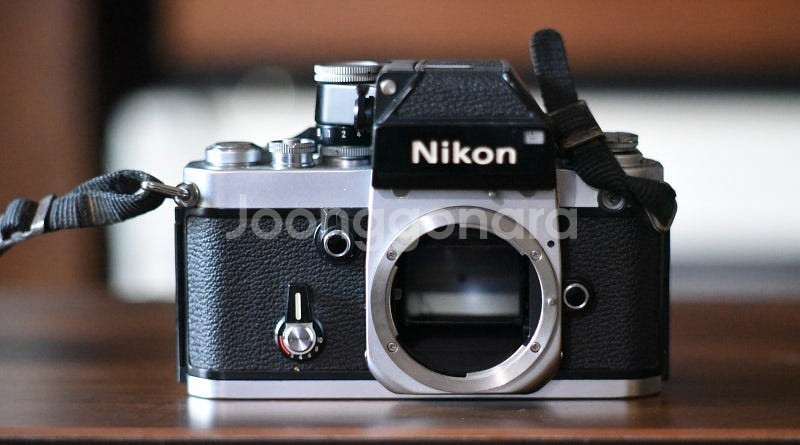 니콘 MF 85mm F2 Ais 팝니다--0