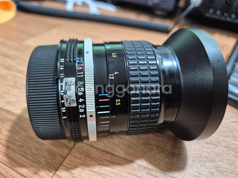 니콘 MF 85mm F2 Ais 팝니다--3