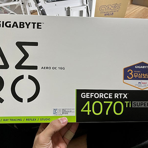 RTX 4070 Ti SUPER AERO 팝니다!