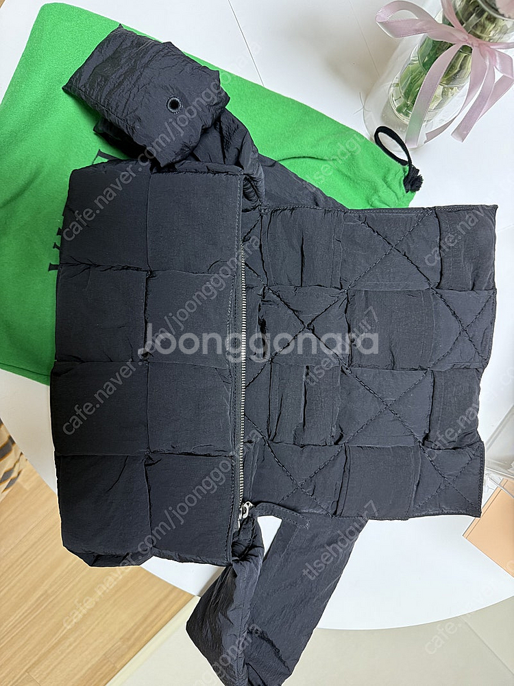 보테가베네타 카세트 패딩백--5