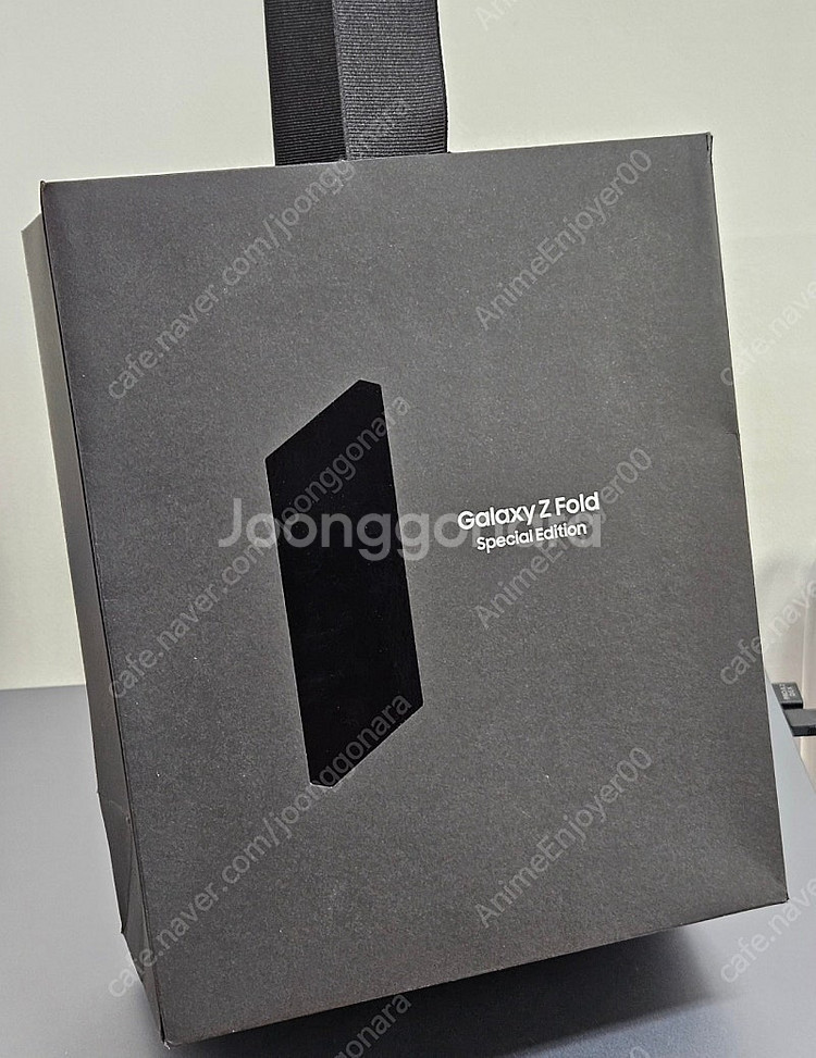 갤럭시 Z 폴드 SE 스페셜에디션 미개봉 자급제 새상품--1
