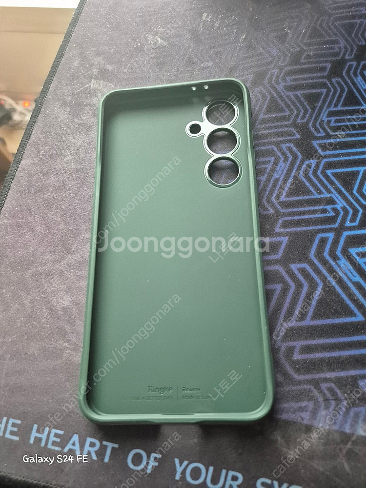 링케 오닉스s24FE 다크그린 케이스 팝니다.--0