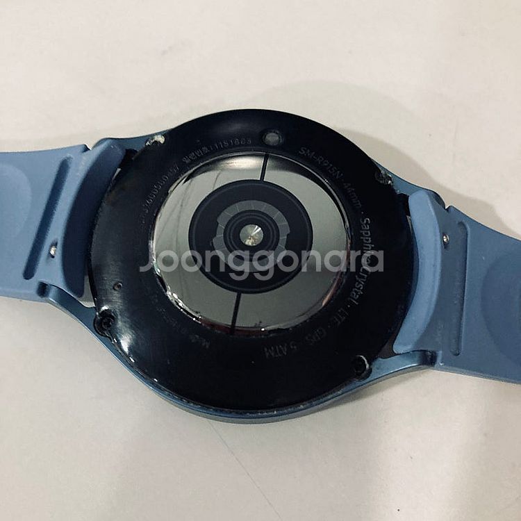 갤럭시 워치5 블루 44MM S급 케이블포함 8만원 판...--4