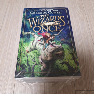 The Wizards of Once 영어원서 (비닐미개봉 새책) 택포 25,000원