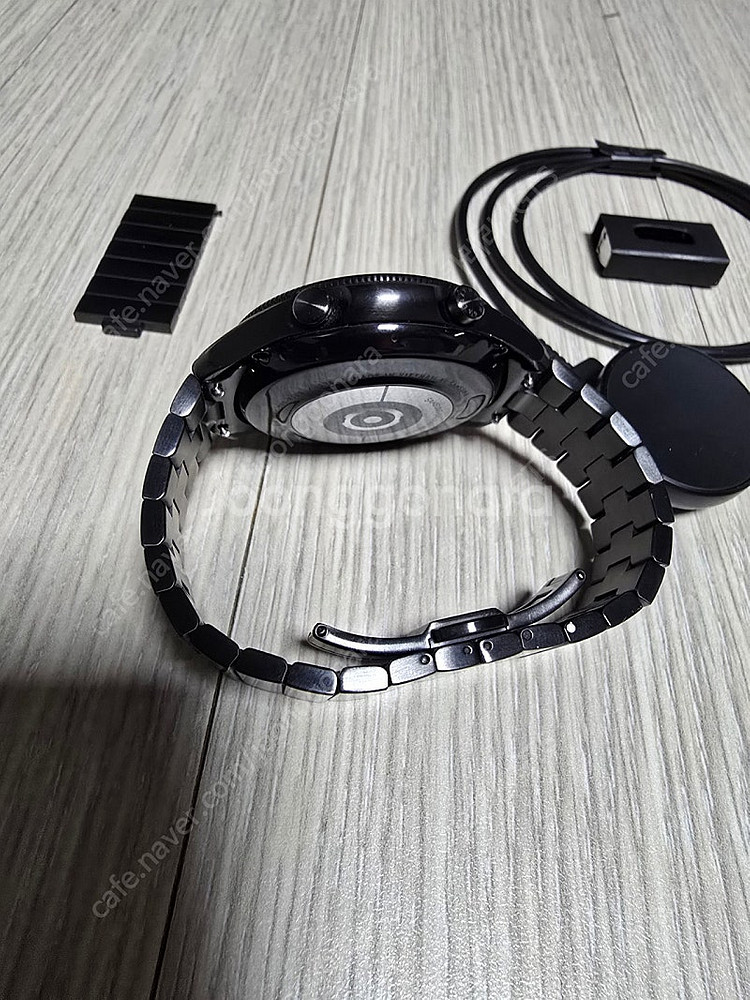 갤럭시워치3 44mm 티타늄 한정모델--1