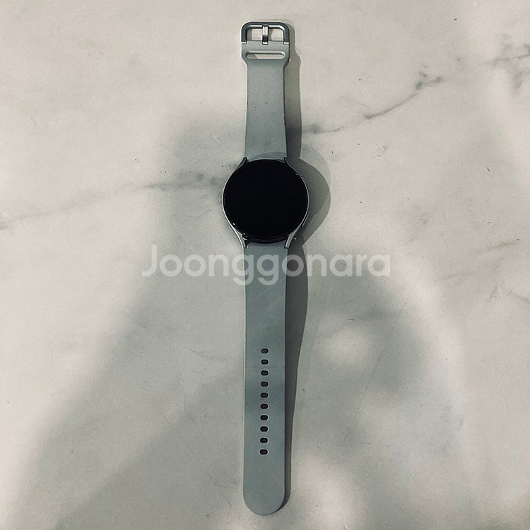 갤럭시워치4 실버 44MM 케이블포함 S급 7만원 판매...--0