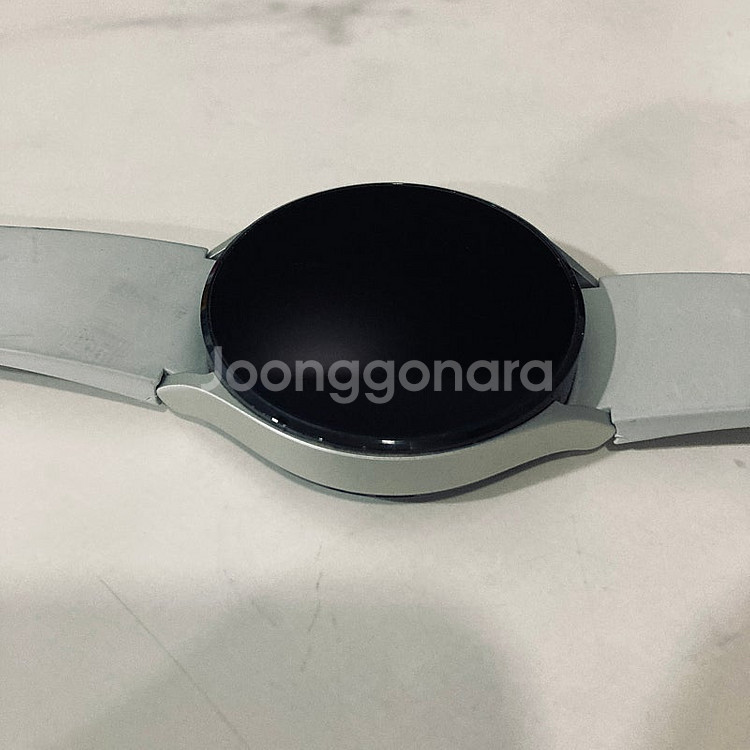 갤럭시워치4 실버 44MM 케이블포함 S급 7만원 판매...--2