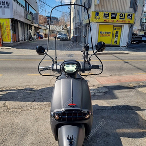 남양주 빅토리아 니키300 22년식 1700km